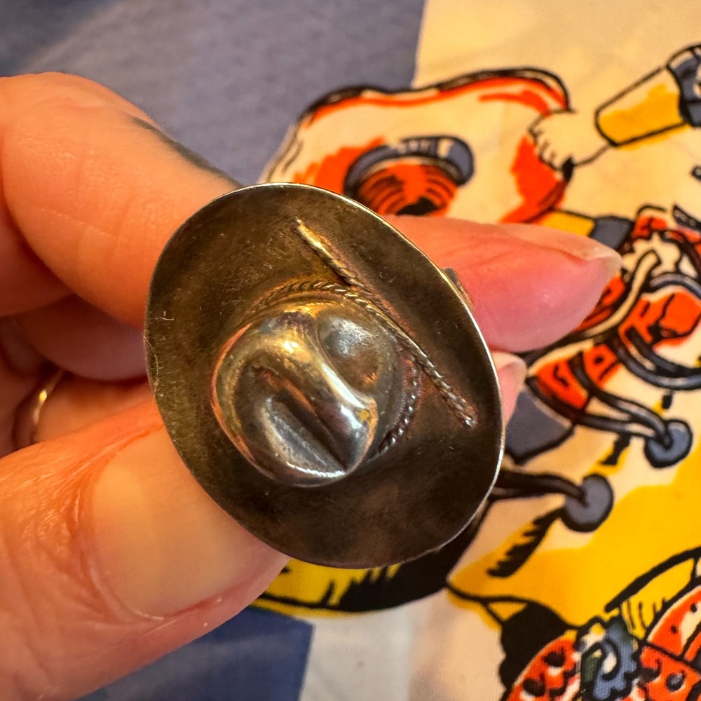 🤠cowboy hat sterling ring
